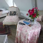 Manoir Plessis Bellevue & Bed & Breakfast