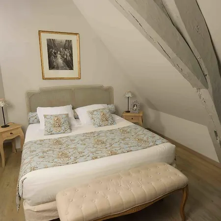 Manoir Plessis Bellevue & 住宿加早餐酒店 索米尔