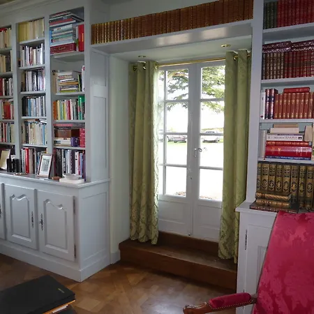 Oda ve Kahvaltı Manoir Plessis Bellevue & 3*