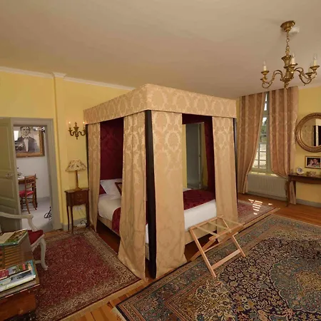 Manoir Plessis Bellevue & 住宿加早餐酒店 索米尔