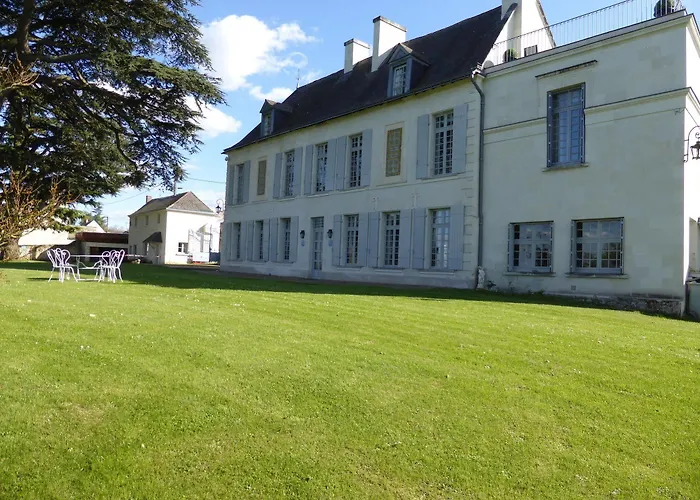Manoir Plessis Bellevue & Bed & Breakfast Saumur
