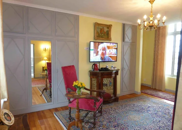 Manoir Plessis Bellevue & Bed & Breakfast Saumur