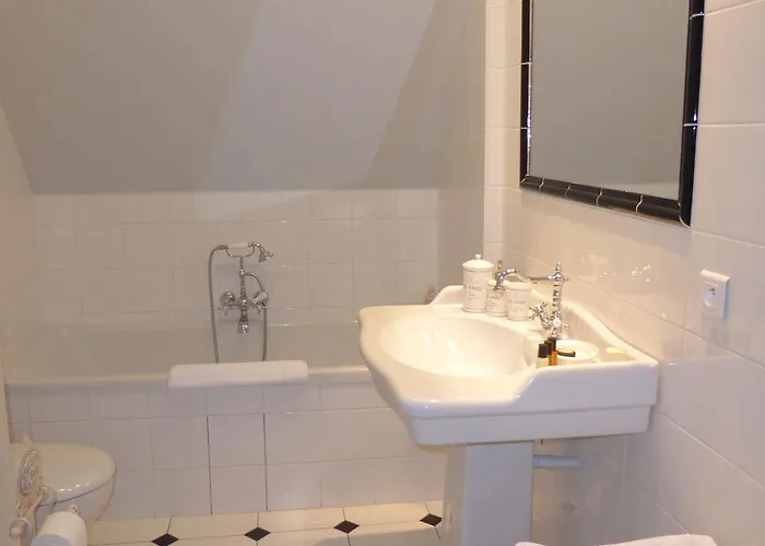 Manoir Plessis Bellevue & 3*