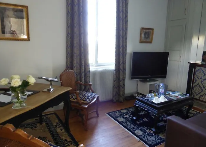 Bed & Breakfast Manoir Plessis Bellevue &